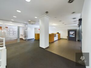 Bürogebäude